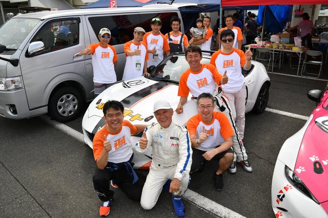 画像: ドライバーはレース経験が豊富なメンバーを揃えた。また、レースをサポートしてくれる人にも感謝感謝。