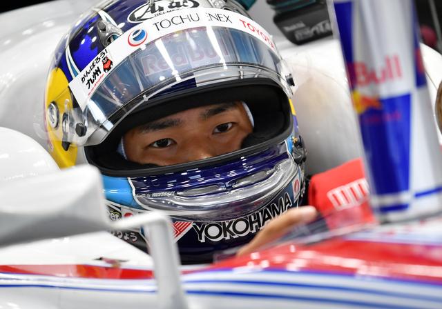 画像: バトルできずに3位表彰台の平川だが、3ポイントを加算しチャンピオン争いに滑り込んだ、