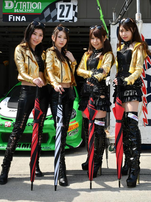 画像: 左より 吉野なぎさサン 杉本夏陽さん 知念舞さん 新井彩香さん