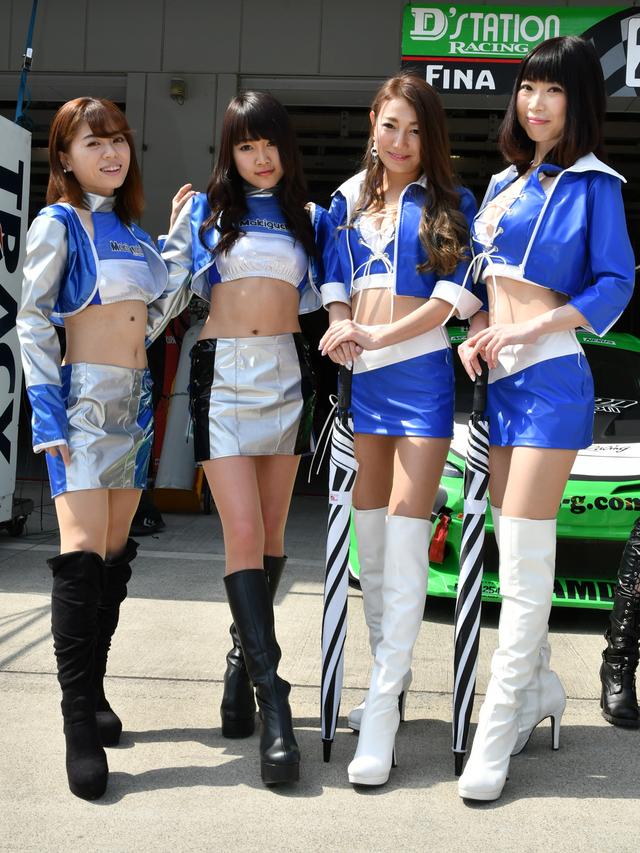 画像: 左より 及川愛未さん 南野きりサン 蛍 純さん 葉山なな子さん