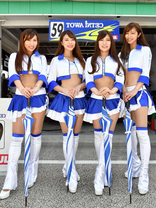 画像: 左より 岡村真依さん 高村みどりサン 梅原唯さん 中嶌杏里さん