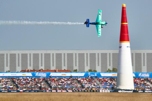 画像: 予選でポールポジション、久しぶりの表彰台をゲットして復調の兆しを見せた室谷選手。
