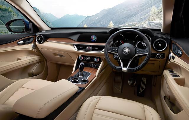 画像: 車載インフォテインメントシステム「Connectシステム」(8.8インチディスプレイ、音声認識機能付)を標準装備。