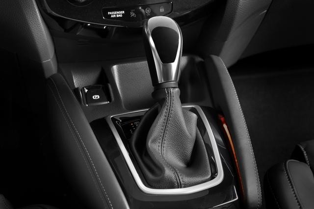 画像: 日産の量産車ではGT−Rを除き初搭載となる7速DCT。新型メガーヌに搭載されるものと同じ型式だと思われる。