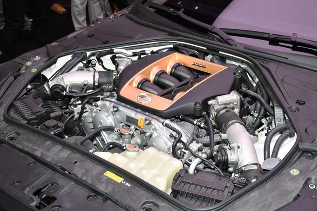 画像: NISMOで手組みされるVR38DETTは、GT3用大径タービンの組み込みを始めレースのノウハウを注入される。