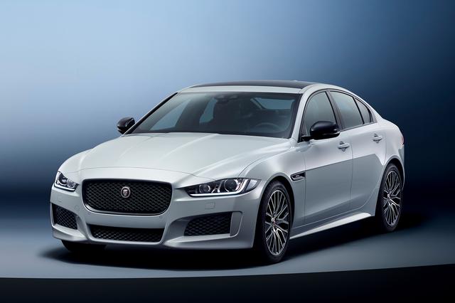 画像: 2019 年モデル限定で設定されたXEランドマークエディション。200ps仕様の 2L直4インジニウムガソリンターボエンジンと180ps仕様の 2L直4インジニウムディーゼルターボエンジンを搭載。ディーゼルターボエンジンモデルには4WDもラインナップ。