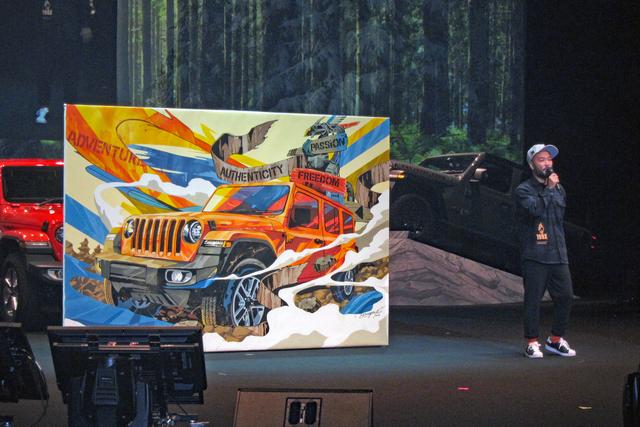 画像: Dragon76氏と、彼の描いた新型ラングラー。