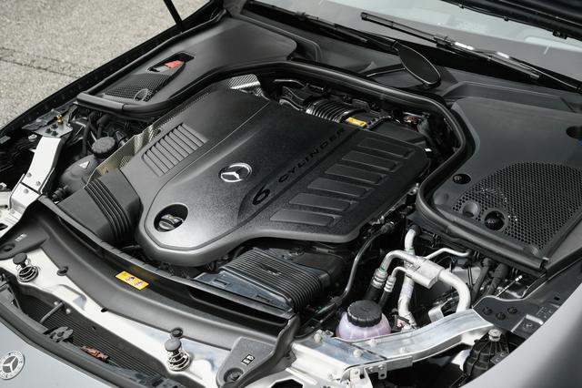 画像: ISGと48V電気システムを採用した直6ターボエンジンは367ps/500Nmを発生。