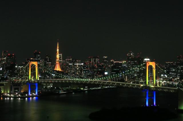 画像: こんなシーンは、残念ながら空からでないと見えないが…。(写真提供:首都高速道路株式会社)