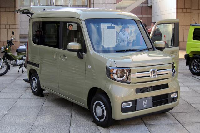 画像: グランプリ受賞車のホンダ N-VAN。