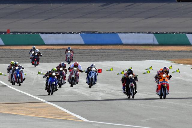 画像3: MotoGPの功労者がラストラン!