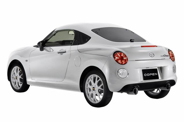 画像: 車体色はパールホワイトIII(内装はブラック)