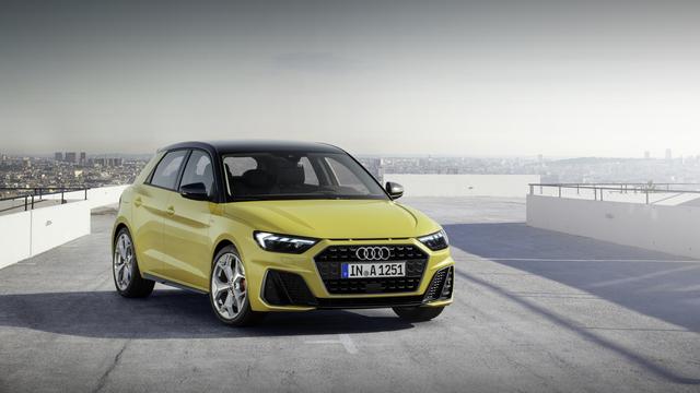 画像: アウディのラインナップのエントリーとなるA1。2018年に欧州市場で発売開始された第2世代は5ドアのみとなった。先代モデルよりも56㎜全長が伸びたことで、室内空間を拡大し、快適性がアップしている。