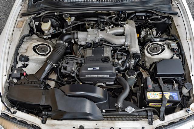 画像: 撮影車はノンターボの2JZ-GE型エンジンで、225psと29kgmながら5速MTを駆使すれば素直な吹け上がりが楽しめる。