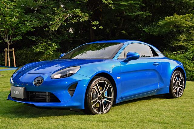 画像: アルピーヌ A110の実車を見て、触れられる機会は貴重だ。