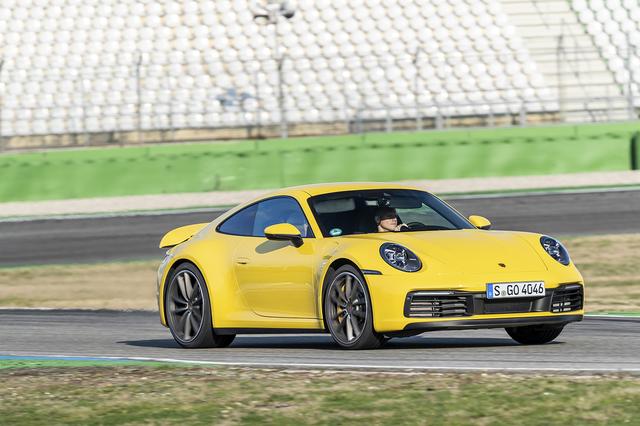 画像: 同乗試乗には911カレラ4Sを選んだ。驚いたのは速さだけではない。実にコンフォートな乗る心地が味わえたのである。
