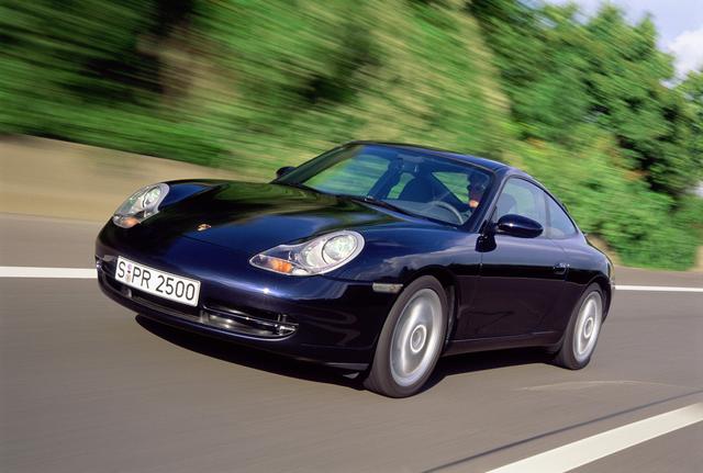 画像: 6代目 タイプ997(2004年~、325ps、285km/h、5.0sec.)
