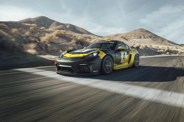 画像: 新しいカスタマーレーシングカーとして開発された718ケイマンGT4クラブ スポーツ。日本でもこの車両を使ったレースが始まる。