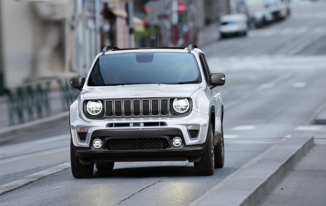 レネゲード8 Jeepレネゲードがマイナーチェンジ！ デザインを一新、さらにニュー