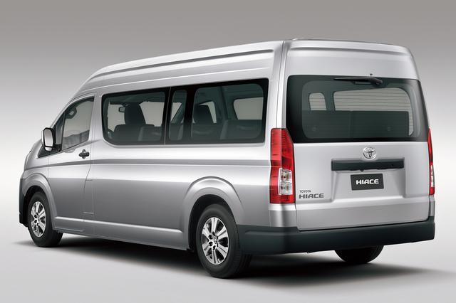 画像: コミューターのリアビュー。トヨタ車というよりヨーロッパ車っぽい佇まいがいい。