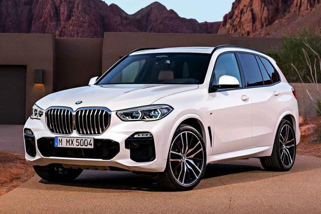 画像: 新型 X5。ボディサイズ拡大し、キドニーグリルの存在感も大きくなっている。