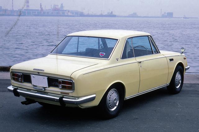 画像: ボディは3代目コロナの2ドアHTと変わらないが、車名には「コロナ」は付けられていない。