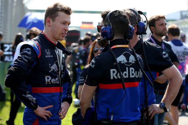 画像: F1に復帰したばかりで、いきなり10位に入賞したダニール・クビアト。かつてばレッドブルのマシンをドライブ、その実力は高く評価されている。