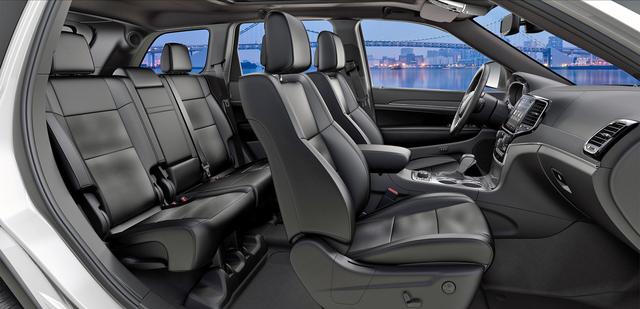 画像1: ラレードをベースに豪華装備を付与した限定車