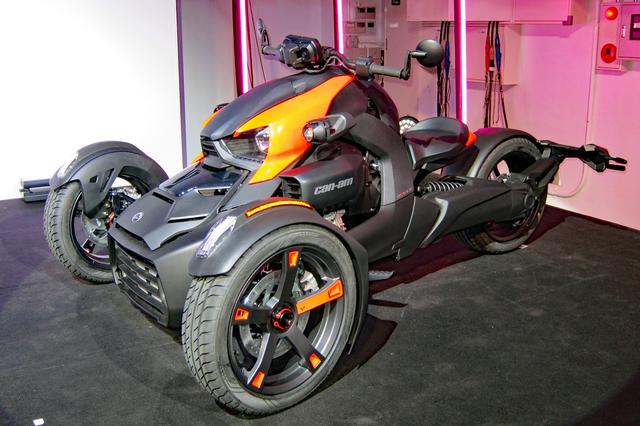 画像: ライカー 600は全長2352×全幅1509×全高1062mm(他グレードも同じ)。車重は270kg(900は280kg)。