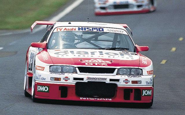 画像: Cカーが消えて、GT カーによるル・マンへの回帰の中、R33GT-R をベースとしたGT-R LMで鈴木利男、影山正彦らと挑むも、決勝はミッショントラブルでリタイア(1995年6月17日-18日、ル・マン24H)。