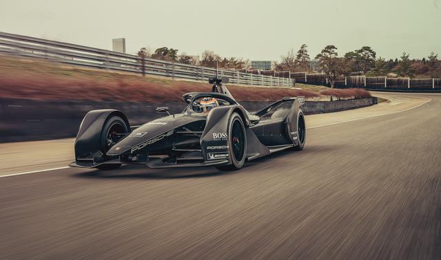 画像: ポルシェの電動自動車専用となる150kW超の急速充電器を開発