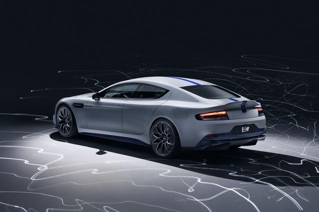 画像: ラピードのエレガントなフォルムを基に、電気自動車の利点をいかしてデザインされている。