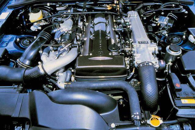 画像: 2JZ-GTE型エンジンは、3Lの直6DOHCにツーウエイ・ツインターボの組み合わせ。自主規制枠いっぱいの280psを発生した。