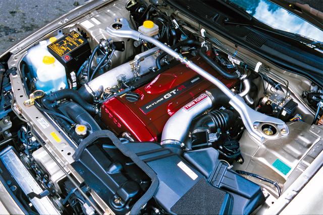 画像: 名機RB26DETTはバルタイの変更、タービンの換装などでさらに性能をアップ。R32から3代目で完成形に。
