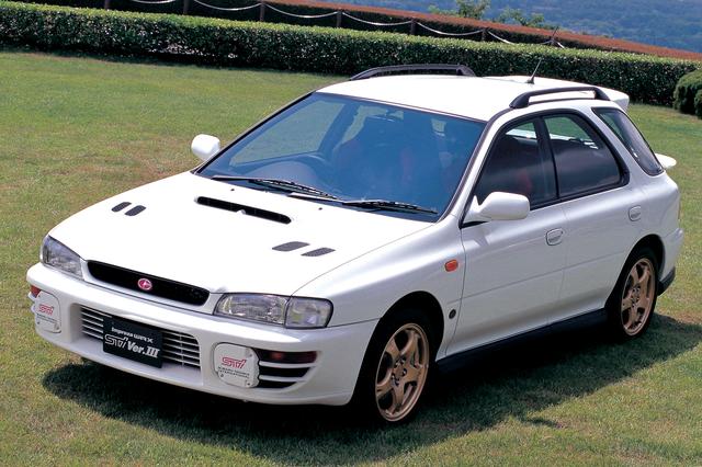 画像: WRX STiの走りとワゴンの実用性を併せ持つスポーツワゴンも人気が高かった。