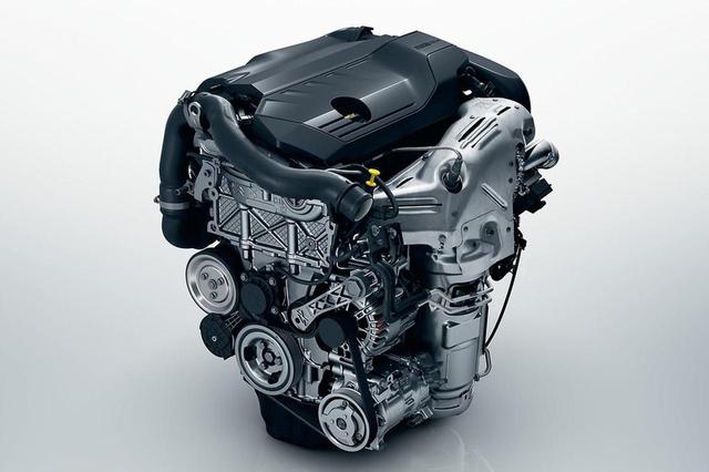 画像: 180ps/5500rpm、250Nm/1650rpmを発生する、プジョー3008/5008の新エンジン。1.6L 直4ターボ。