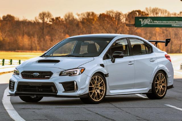 画像: STIがWRX STIをベースに341hpのエンジンや足回りを専用開発し、内外装にも専用装備を追加した最高峰モデルの「S209」。北米限定で販売される。