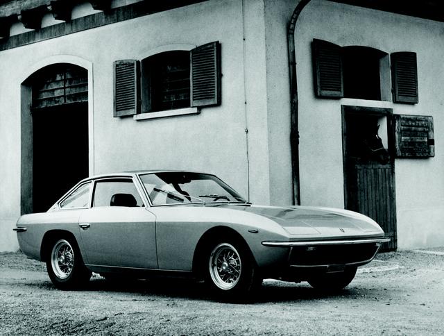 画像: 1968年に登場したイスレロ。400GT 2+2の発展形で、V12エンジンを搭載する2+2シートのグランツーリスモだった。