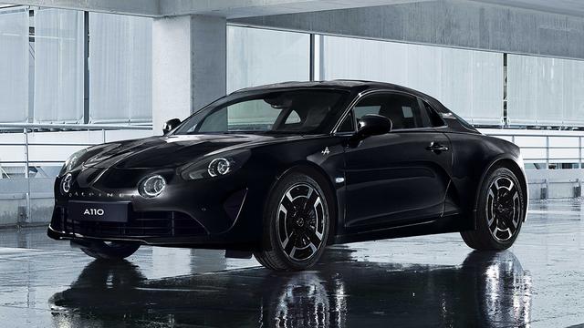画像: アルピーヌA110ノワール。ブラックのボディカラーがスポーティなシルエットを際立たせている。