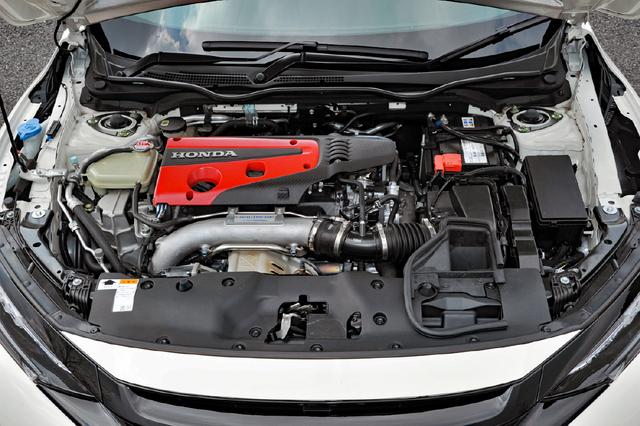 画像: 高出力・高レスポンスの2L VTECターボエンジンK20C型を搭載。低回転からピークまで胸のすく吹け上がりが続く。