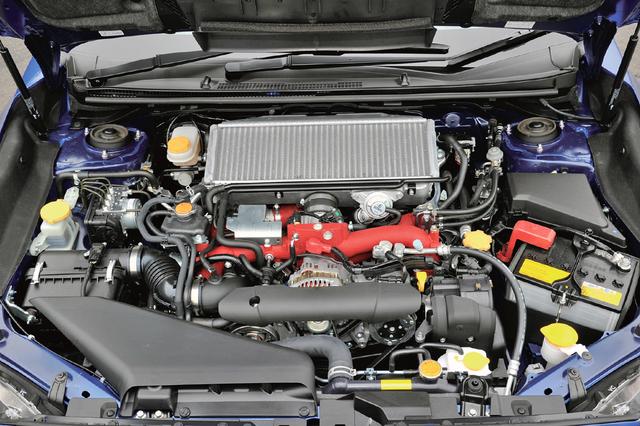 画像: エンジンは歴代インプレッサWRXに使われてきたEJ20型。たび重なる改良の末、最高出力308psと最大トルク422Nmに到達。