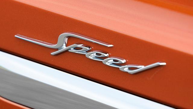 画像1: 【海外試乗】ベントレー ベンテイガ スピードはゴージャスにして品格あふれる世界最速のSUV