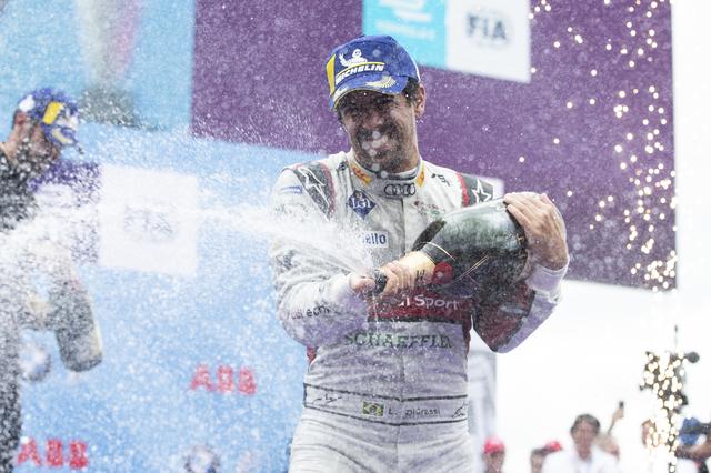 画像: ドライバーズ2位のルーカス・ディ・グラッシ(アウディスポーツ・アプト)。2016-17以来、2度目のチャンピオンを目指して最終ラウンドに挑む。ディ・グラッシは過去4シーズン、2位、1位、2位、3位と常にチャンピオン争いを繰り広げている。