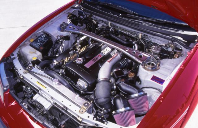 画像: 「RB-X GT2」と名付けられた専用エンジンは排気量アップはもちろん、N1仕様メタルタービン、低背圧触媒、メタルヘッドガスケットほかレースからのフィードバックされた技術がテンコ盛り。