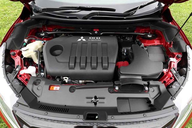 画像: 4N14型エンジンは2013年に投入されたものだが、新4N14型は尿素SCRシステムの採用の他、EGR領域の拡大、フリクションの低減など多くの改良が行われている。