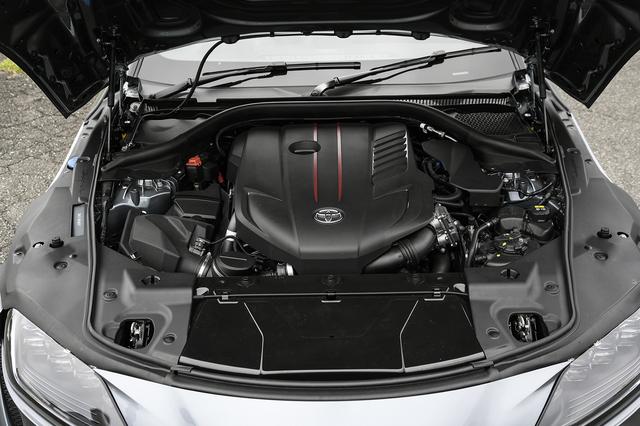 画像: 直6ターボの他に出力の違う2種類の直4ターボエンジンを揃える。