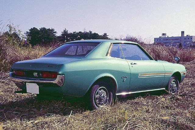 画像: スペシャリティカーというジャンルは、すでにアメリカでは当時確立されていたが、それを日本に持ち込んだのはセリカだった。