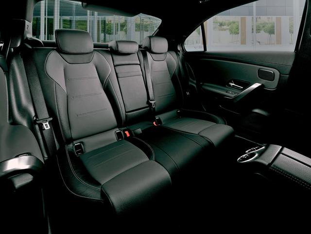 画像: A250 4MATIC セダンのリアシート