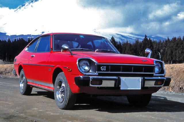 画像: 1977年1月、約2年間市場から姿を消していたトレノはEFIを装着して110ps/14.5kgmを発生する2T-GEUを搭載し、TE61型トレノとなり51年規制をクリアして復活した。