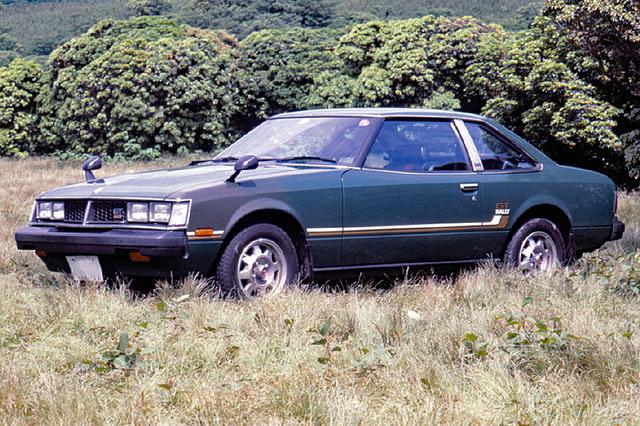 画像: ラリーシーンでのセリカの活躍から、78年9月に2000GTラリー、11月に1600GTラリーが登場。マイチェン後もしっかり受け継がれた。実際はGTVの後継車にあたり、ラジオはAM、シートもビニールとモータースポーツベースを意識したモデルだった。